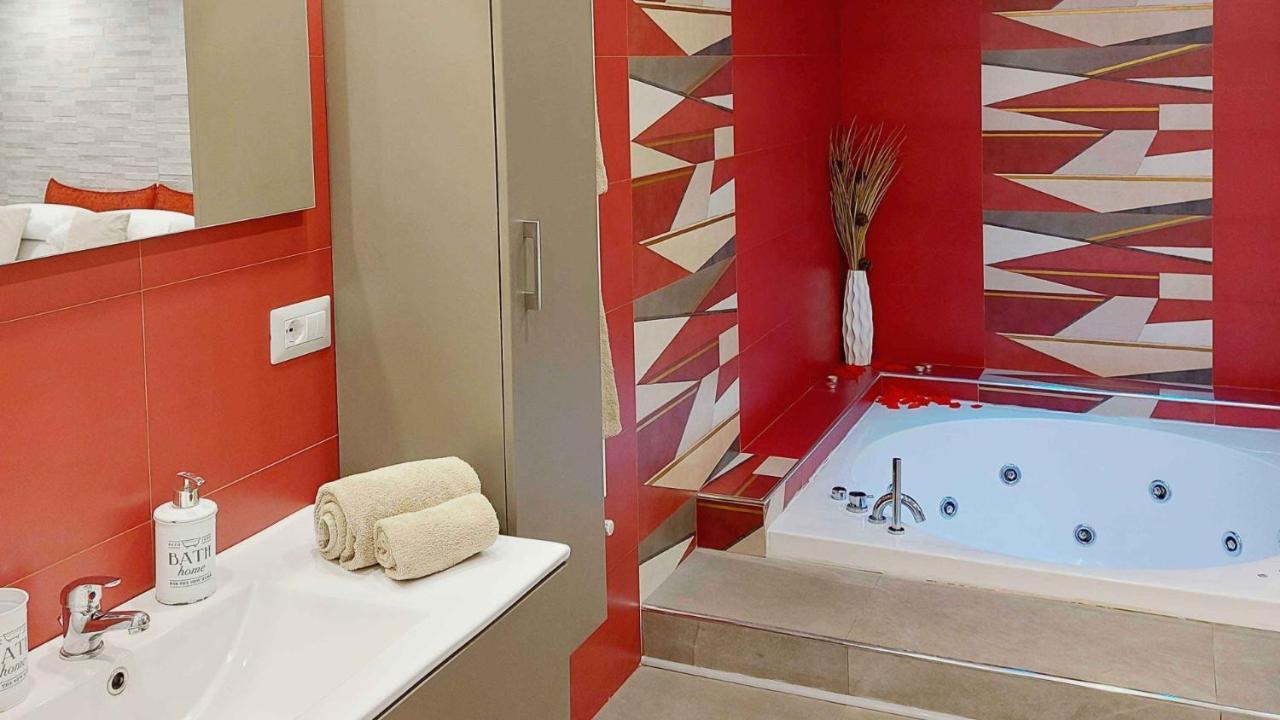 Sweet Home & Wellness Luxury Apartment Нетуно Екстериор снимка