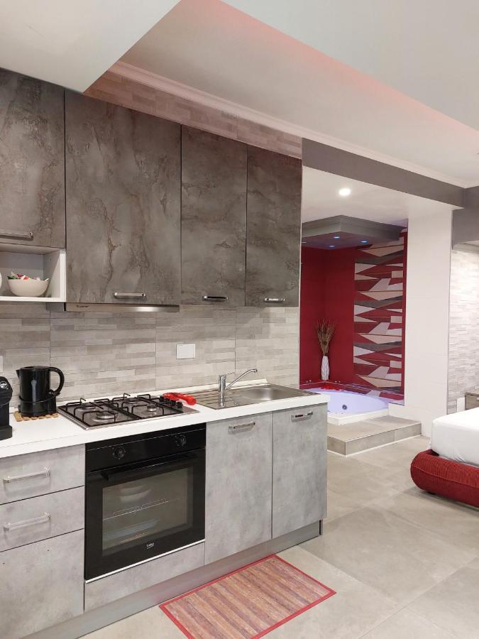 Sweet Home & Wellness Luxury Apartment Нетуно Екстериор снимка